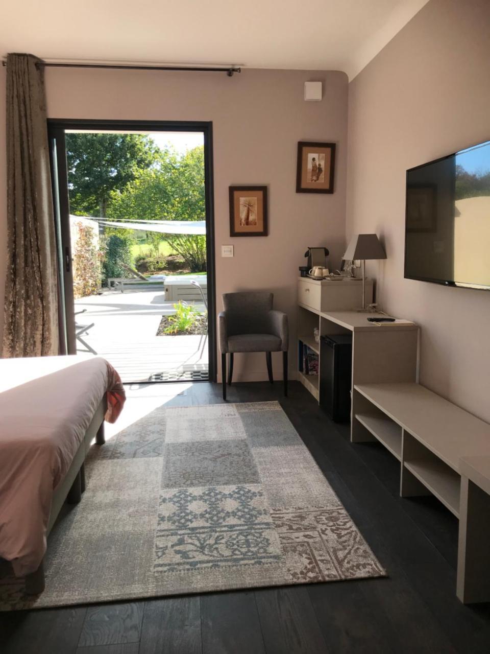 Un Moment A La Campagne Bed & Breakfast Pleuven Екстериор снимка
